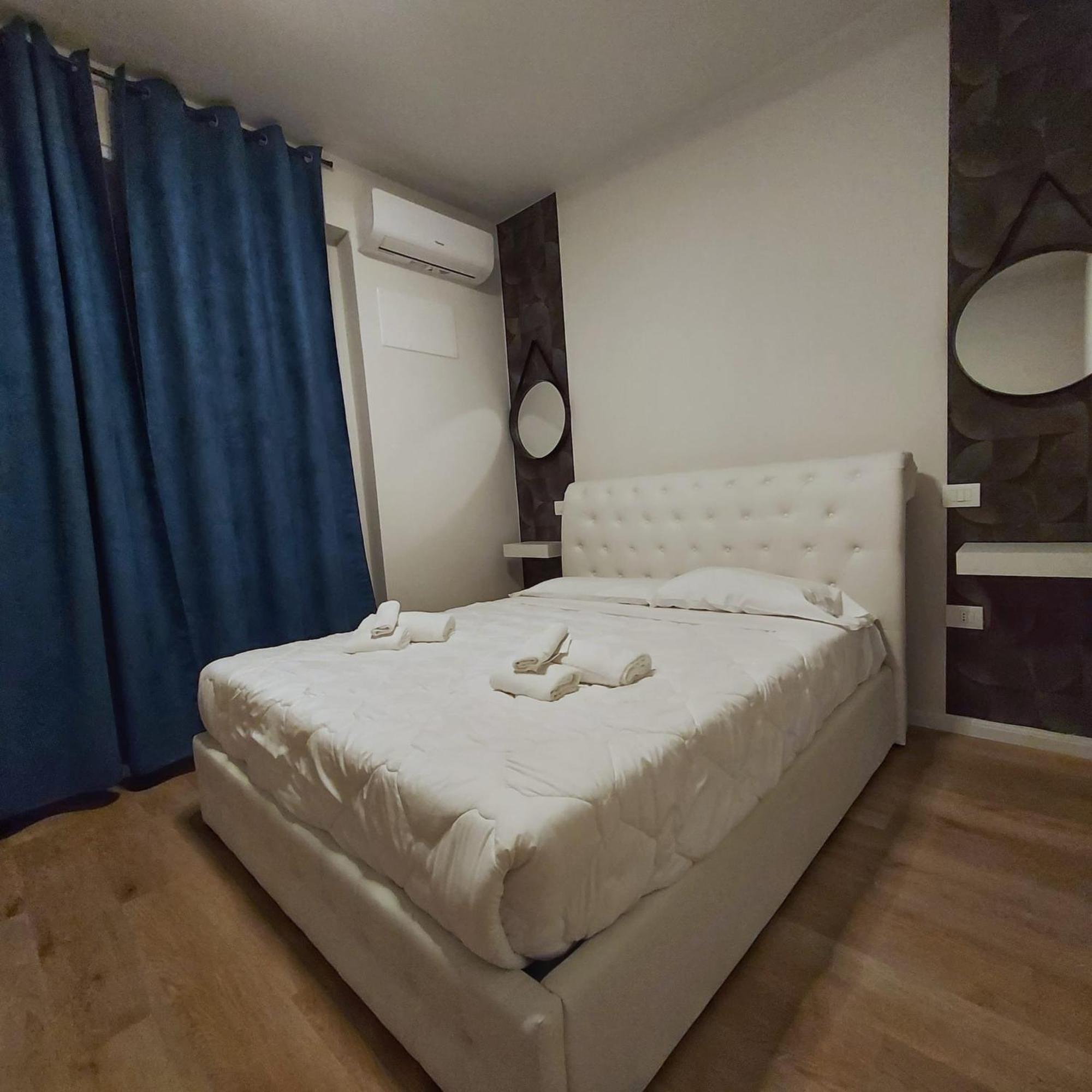 Hotel Benaco Mavras Peschiera del Garda Dış mekan fotoğraf