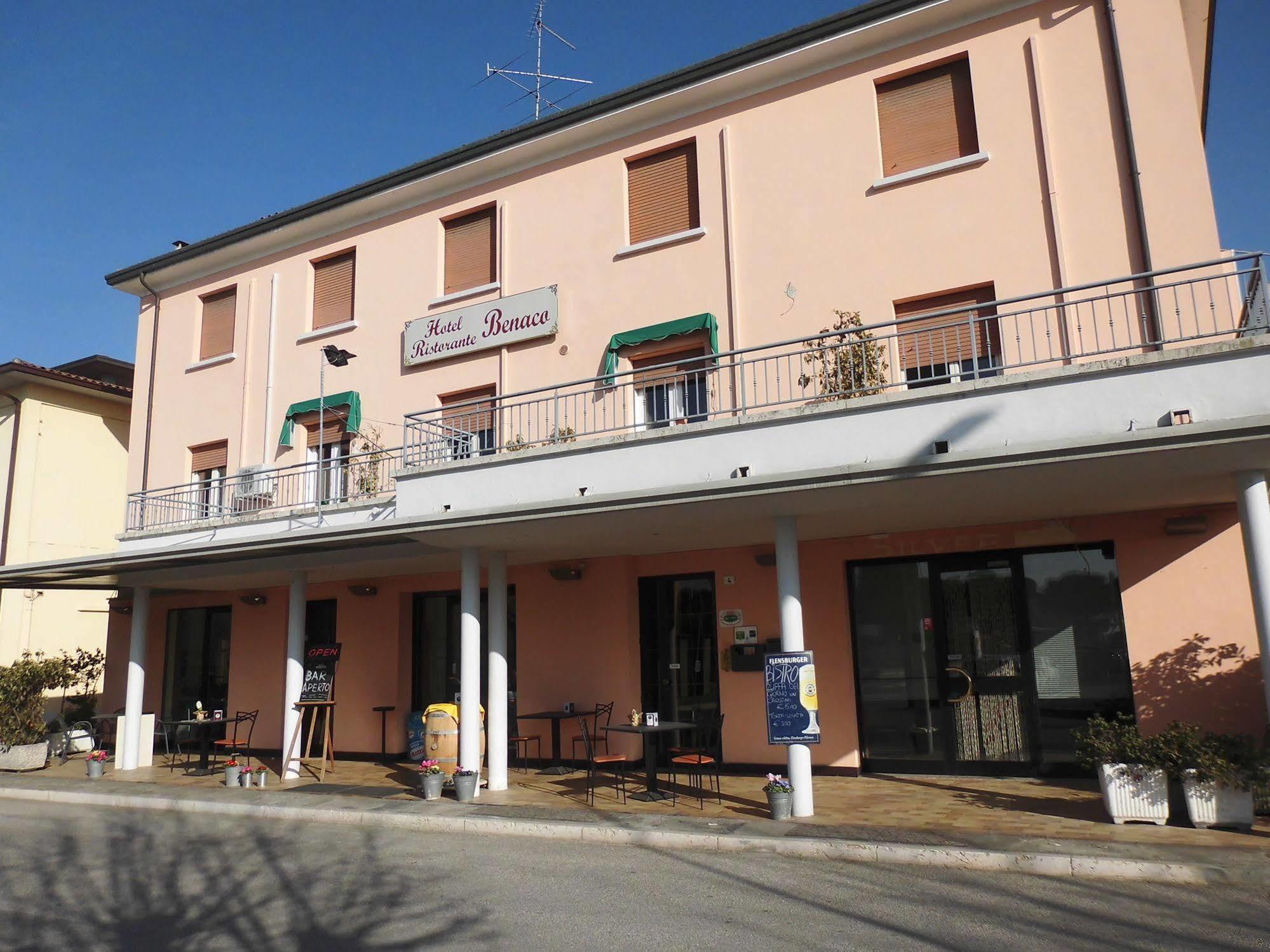 Hotel Benaco Mavras Peschiera del Garda Dış mekan fotoğraf